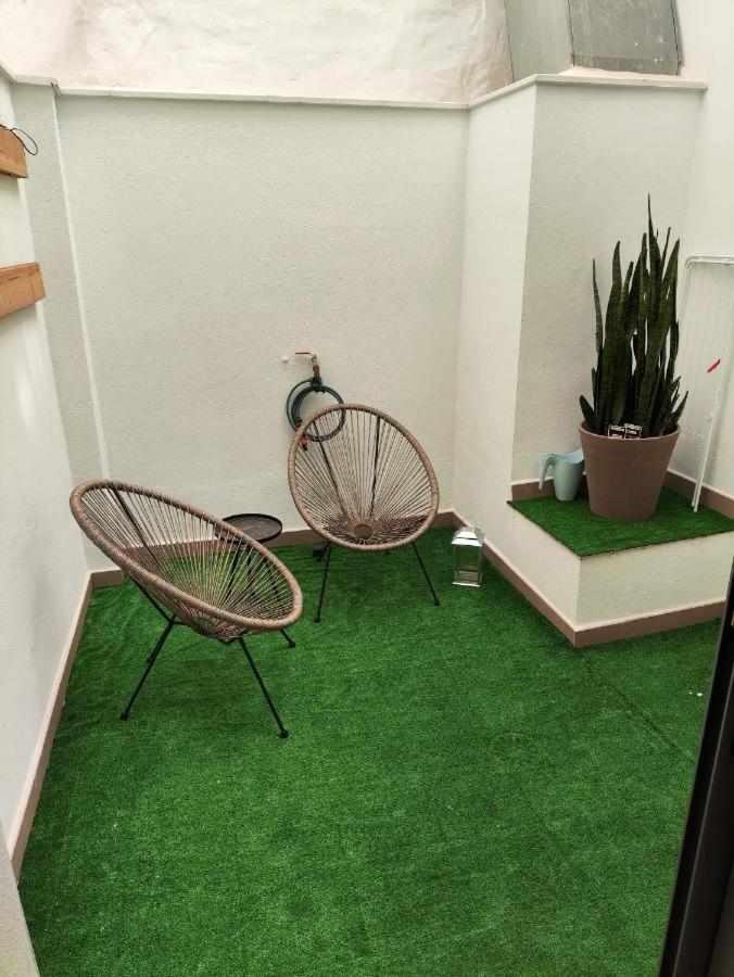 Apartamento Dos Aceras Málaga Exteriör bild
